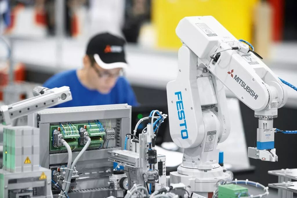 Help machines. Автосервис help в тюмени. Help machines. Вакуум формовочная машина. Help machines.