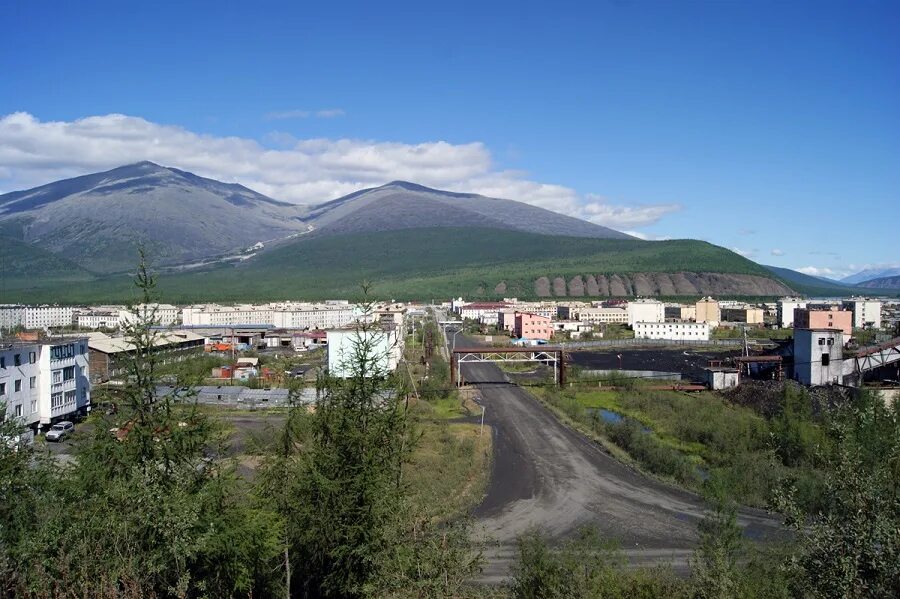 Поселок усть. Поселок Усть-Нера Оймяконского района. Посёлок городского типа Усть-Нера. Саха Якутия Оймяконский район п.Усть-Нера. Пгт. Усть-Нера, Якутия.