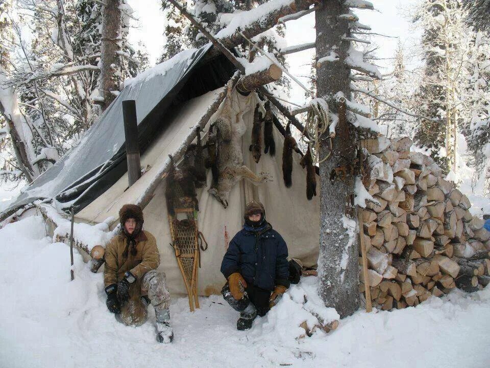 Таежники Сибирские охотники. Охотники промысловики в тайге. Горный промысел