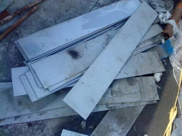 Обрезки листового металла. 5 х100х150мм. Металлические обрезки. Для отходов листового металла. Обрезки листового металла.