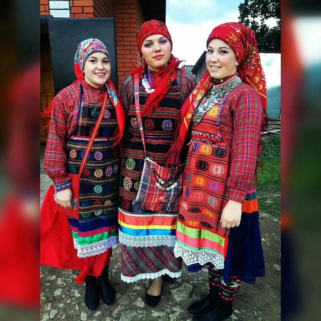 Удмуртия внешность. Удмурты тюрки. Удмурты финно-угорский народ. Название удмурта. Уральские удмурты.