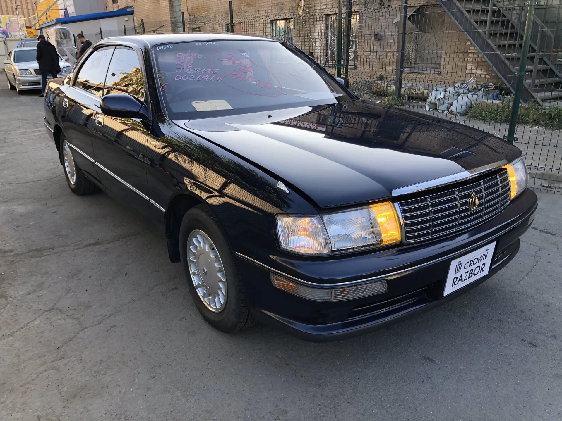 Toyota crown s145 royal saloon. Crown jzs145. Crown 145. Toyota crown 145. Toyota crown jzs145.
