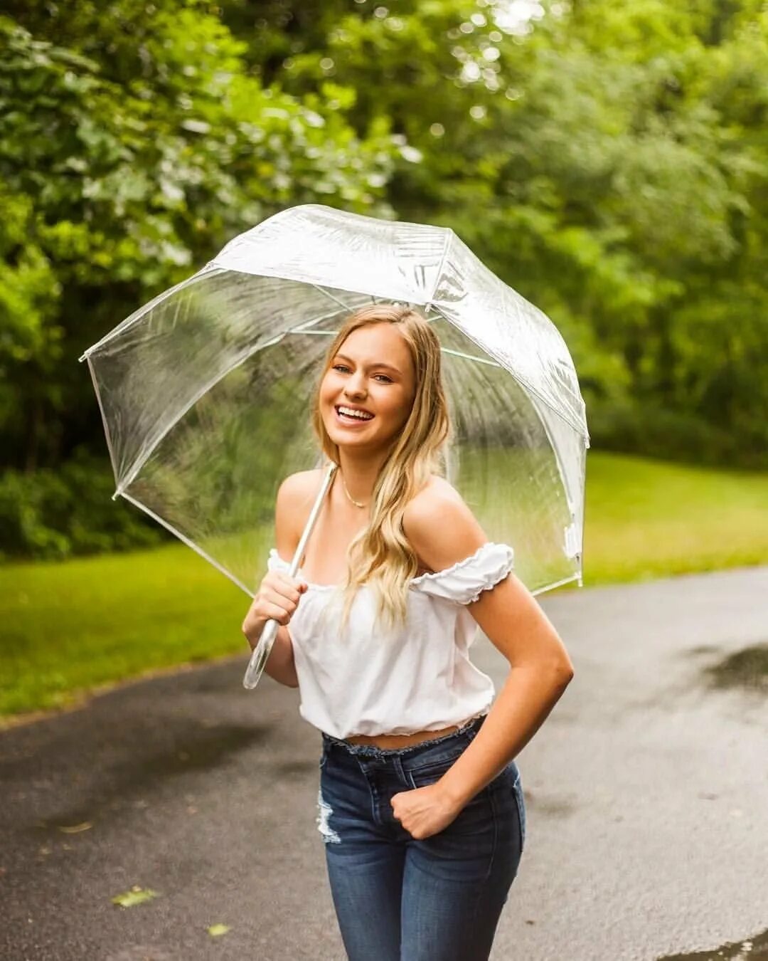 Девушка под зонтиком. Зонт прозрачный красивый. Фотосессия с зонтом. Фотосет с зонтом. Девушка с прозрачным зонтом.