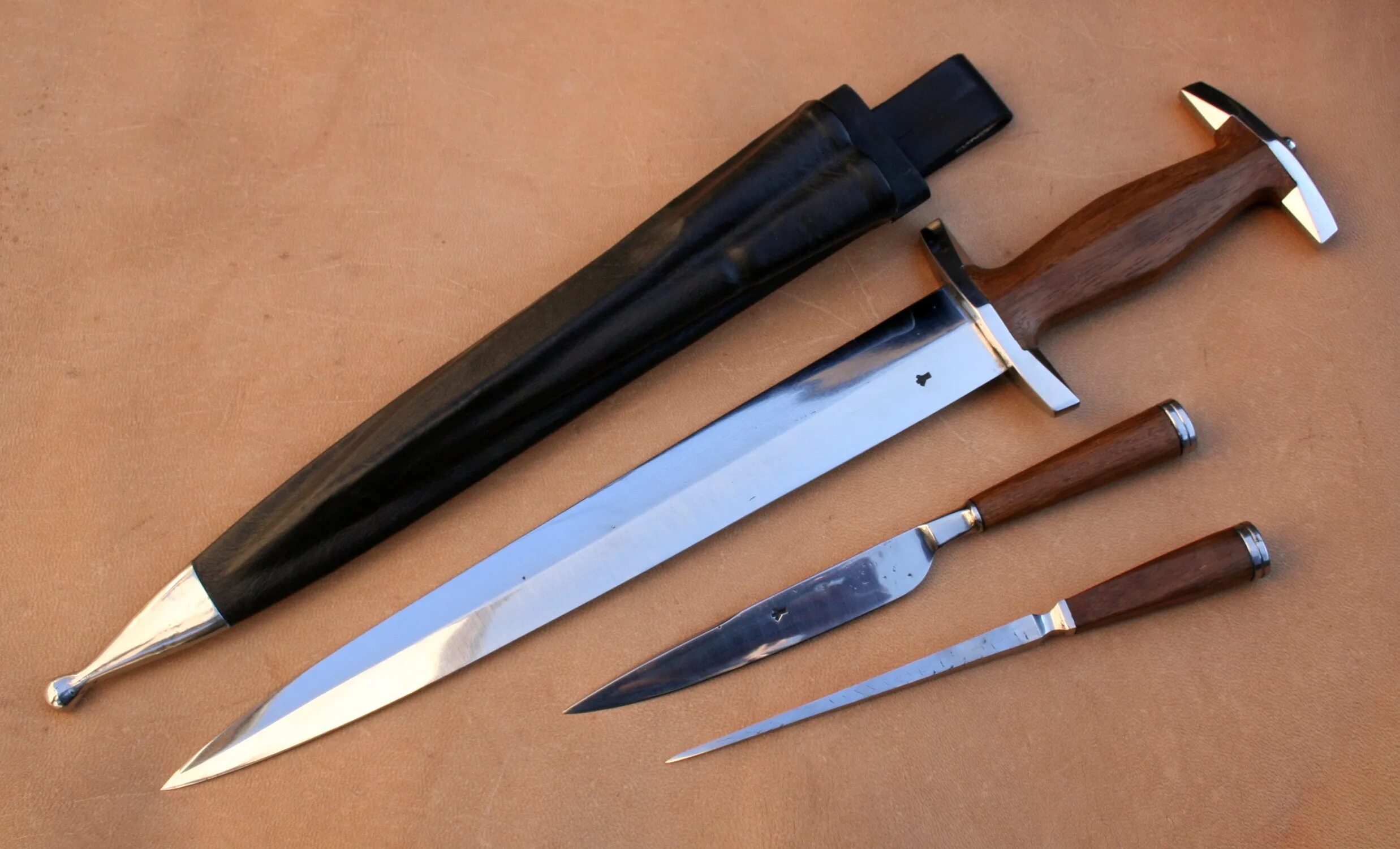 клинок басселард. кинжал гольбейна басселард. басселард на тишинке. швейцарский кинжал гольбейн. басселард.