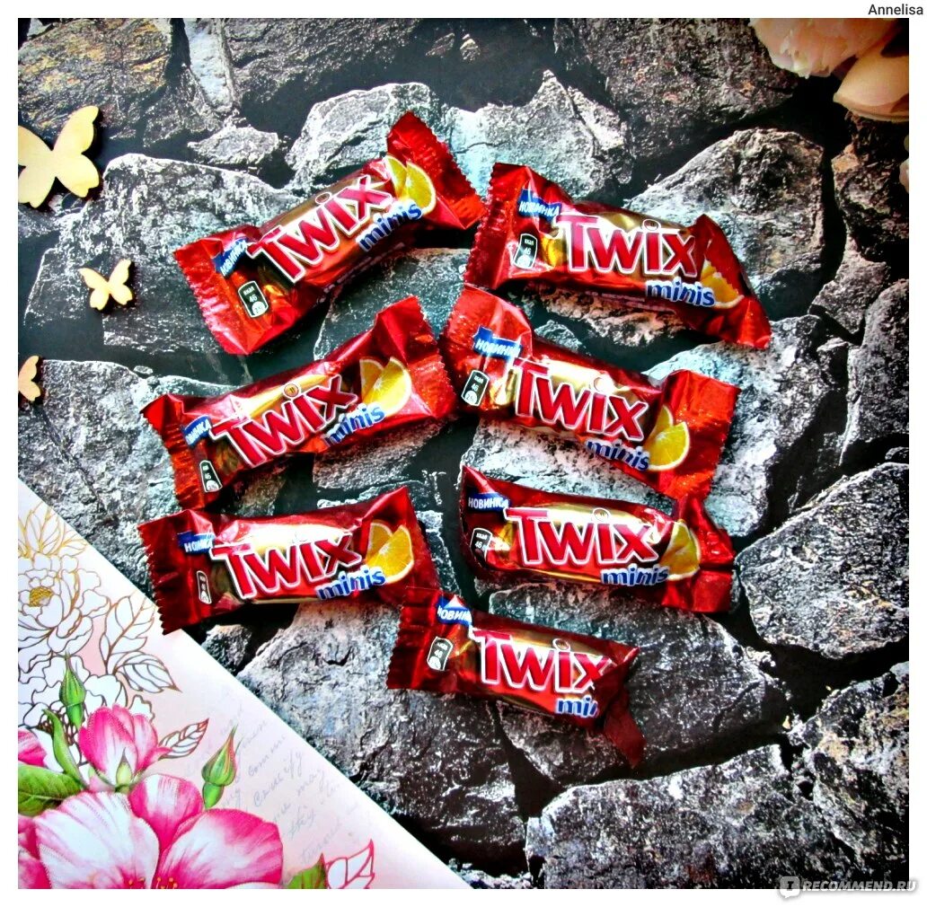 Конфеты твикс мини. Твикс апельсин конфеты. конфеты twix. твикс вкусы.