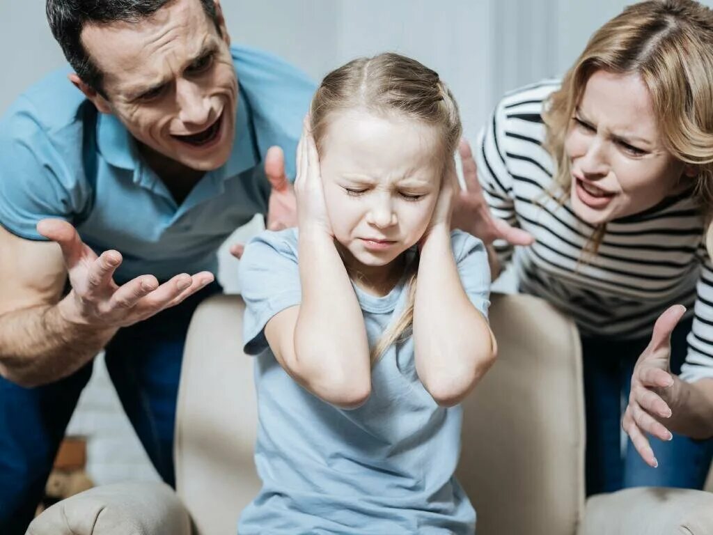 Унижение семейных. Психологическое насилие. Жестокое обращение с детьми. Семейнобвтовое насилие. Агрессия подростка.