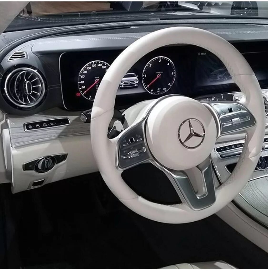 Снять руль / Снять подушку безопасности / Снять AirBag / Mercedes GLS / Мерседес