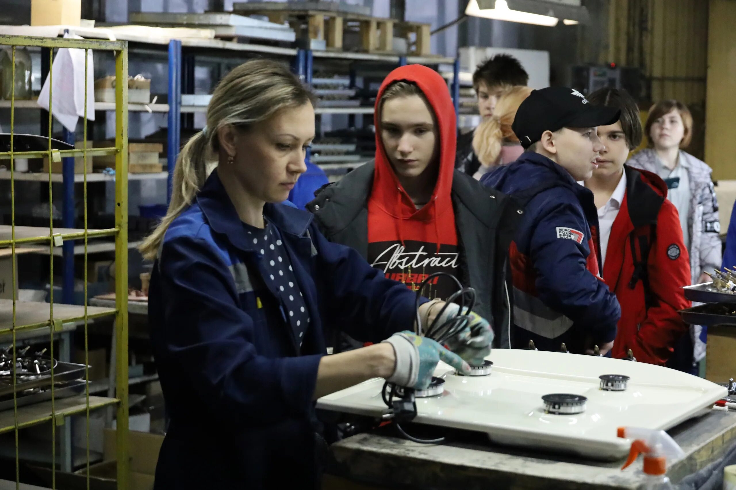 Новичок познающий азы профессии 6. Профессии. Профессии картинки. Профессии будущего 2022. Выбор будущей профессии.