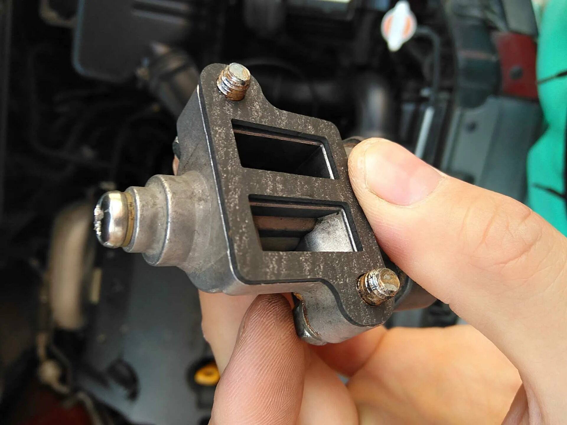 Снятие рхх. Датчик холостого хода 2114 1. Датчик датчик холостого хода ваз 2110. Рхх ваз 2112. Регулятор холостого хода ваз 2114.