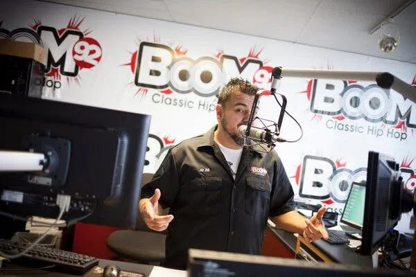 Хип хоп радио. Хип-хоп радио онлайн. Хип хоп радио. Jay litmus radio station. Hip hop radio учеба.