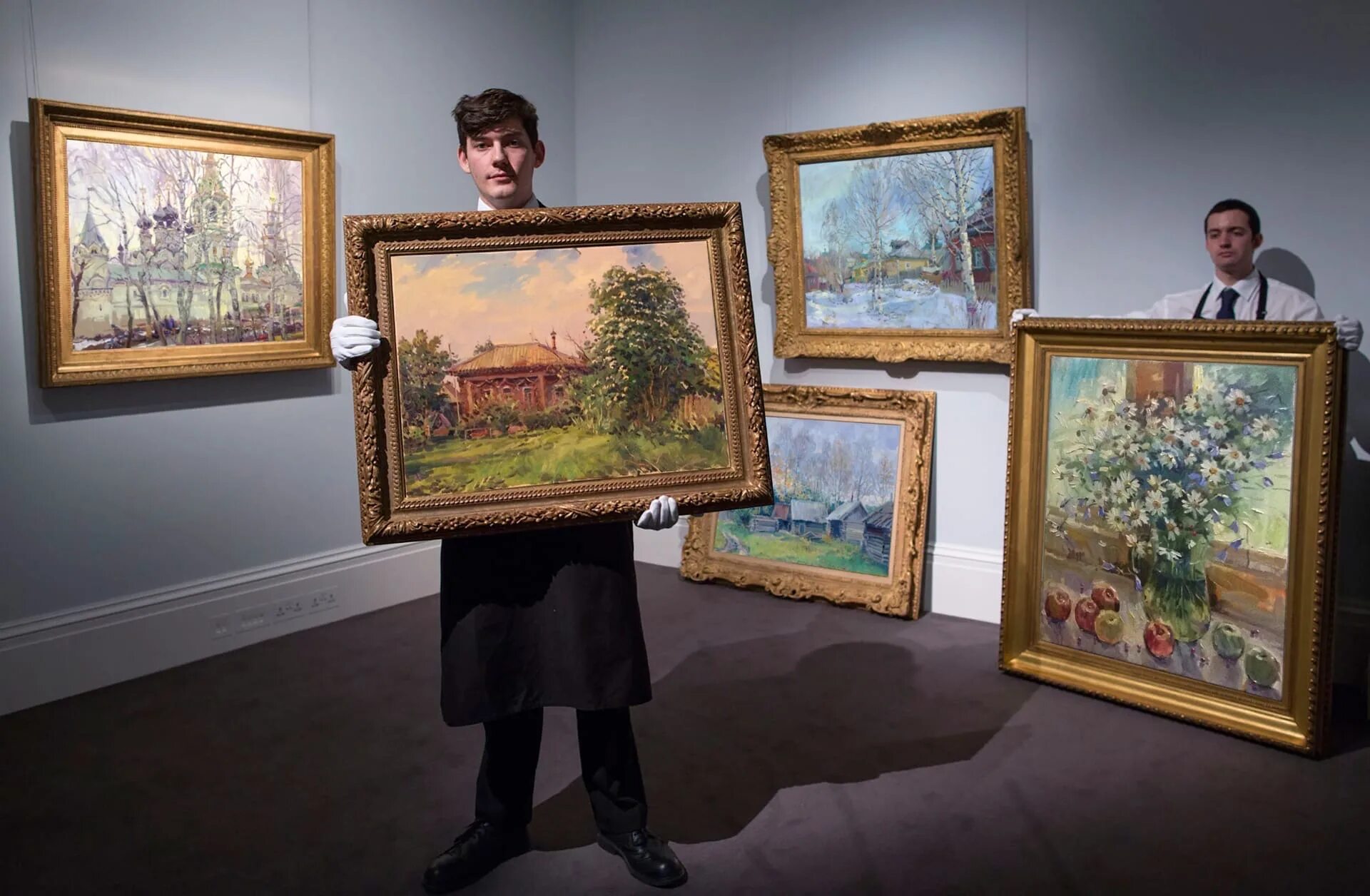 Аукцион картин. Аукцион Сотбис живопись. Monet192. Коллекционирование картин.