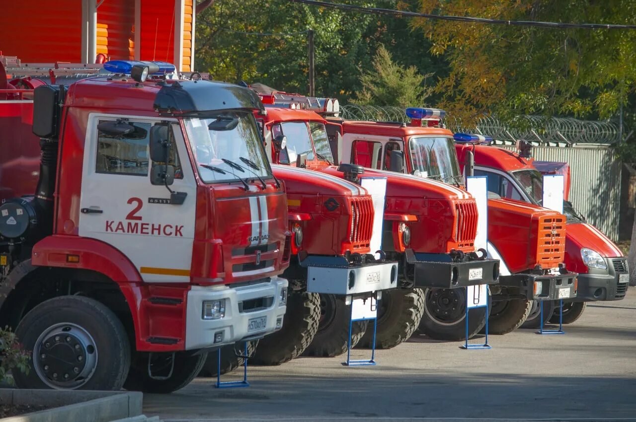 Пожарная часть 27 Каменск Шахтинский. Федеральная противопожарная служба МЧС России. Пожарные МЧС России. Специальная пожарная охрана.