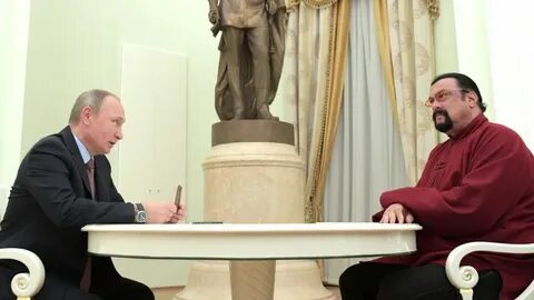 Награждение стивена сигала орденом дружбы народов