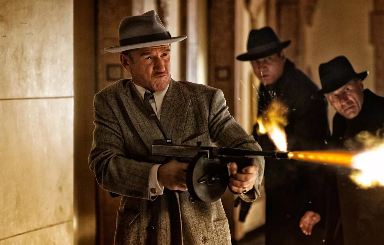 Гангстер 7 букв. Лука чангретта. Сицилийский гангстер. Гангстер с пистолетом. Чурсин гангстер.