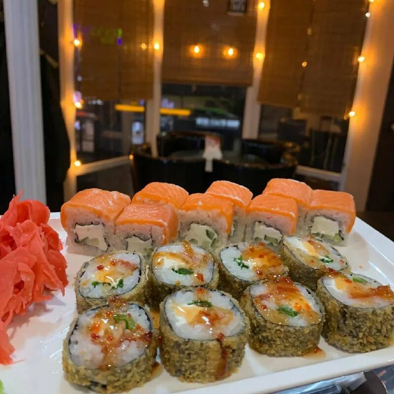 калифорния ролл 4 шт. суши королевские. суши тай георгиевск. суши тай георгиевск ул октябрьская меню. суши тай георгиевск меню.