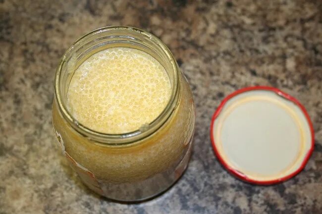 Щучья икра домашнего приготовления. Астраханская щучья икра. Посолить щучью икру в домашних. Можно ли замораживать соленую щучью икру. Сколько можно хранить в холодильнике не засоленную щучью икру.