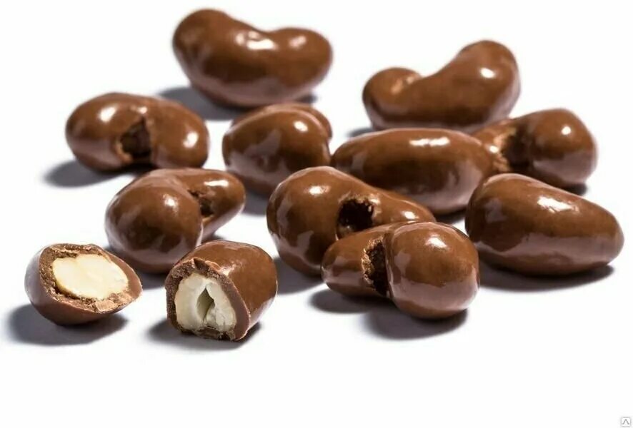 драже кешью в молочном шоколаде. фундук шоколадный глазурь. фундук в шоколаде (500 гр). драже «кешью в темном щоколаде» chikalab. кешью в шоколаде.