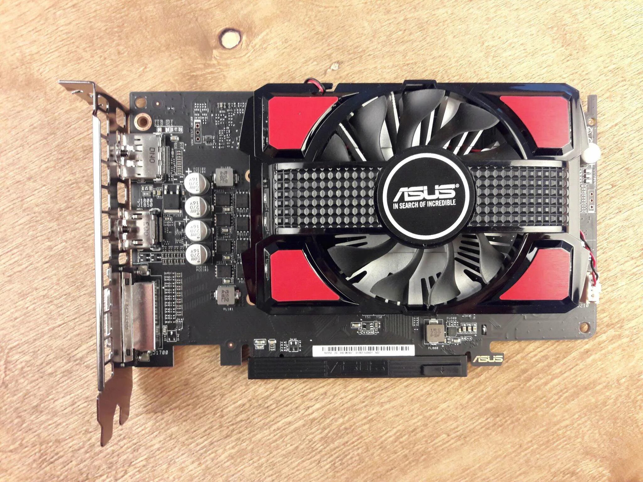 Asus radeon rx 550. Amd rx 550 4gb. Видеокарта asus radeon rx 550 (ph-rx550-2g-evo). Видеокарта amd rx 550. Asus amd radeon rx 550.