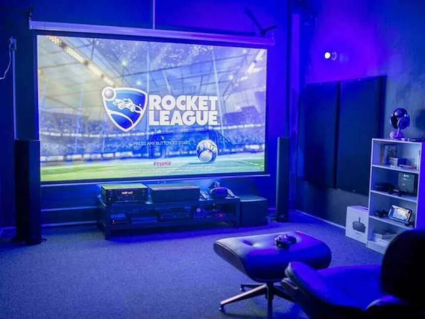 Компьютерная комната. Игровая комната playstation. 4 club live. 4 club live. Стрип бар симс 4.