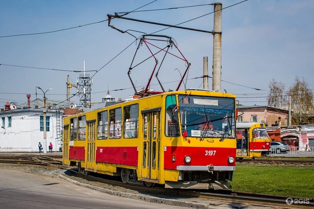 Трамвай 4 барнаул. Tatra t6b5. Tatra t6b5 Барнаул. Трамвай Tatra t6b5. Tatra-t6b5 ЕКБ.