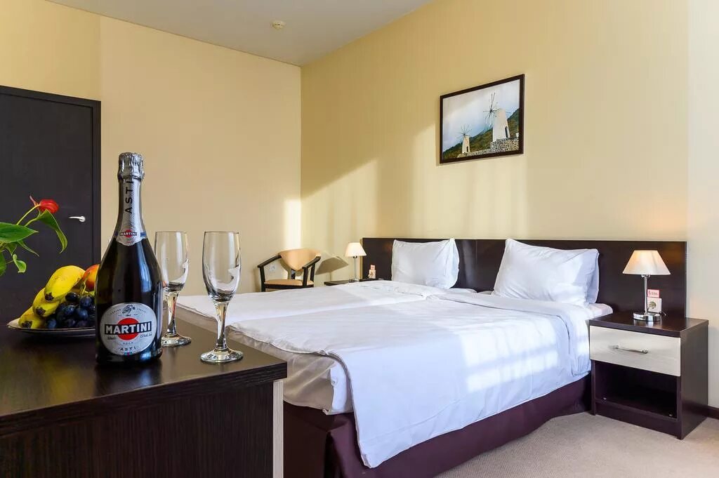 Гостиничный комплекс gamma sirius. Гамма сириус чистые пруды сочи. Gamma sirius гостиница 3. Гостиница гамма сириус адлер. Гостиница гамма сириус сочи.