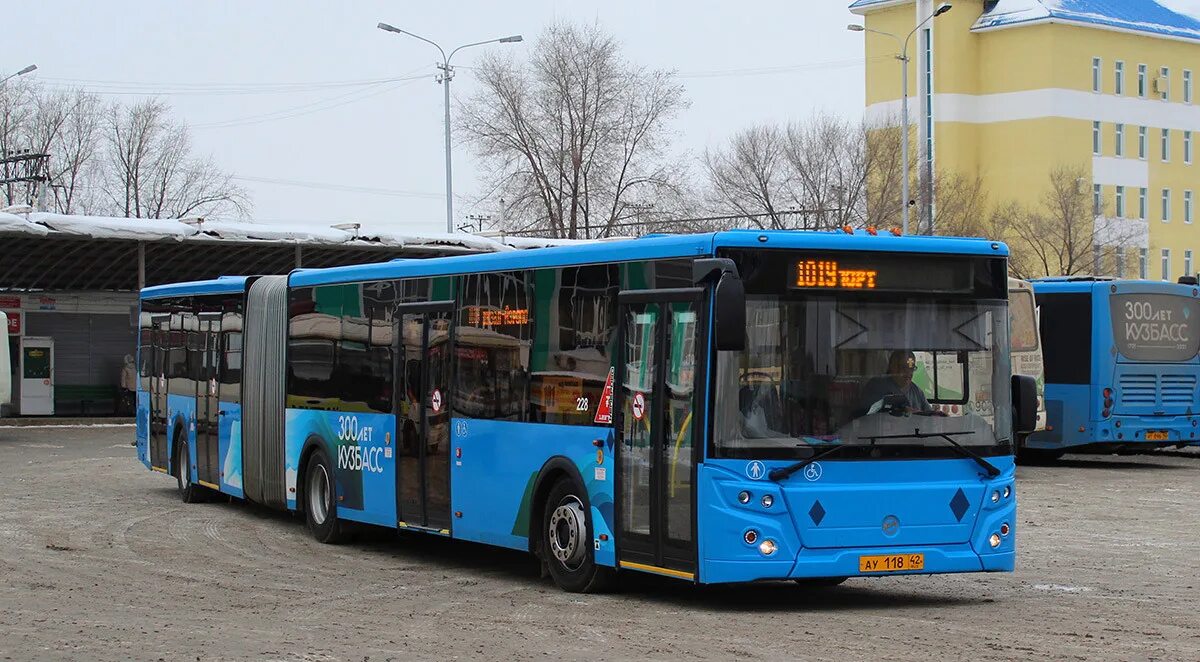 Автобус кемерово плотниково. Автобус ЛИАЗ 6213 Кузбасс. ЛИАЗ 6213.65 Кемеровский. ЛИАЗ 6213 для Кузбасса. Кемерово ЛИАЗ 6213.