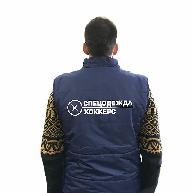 Униформа логотип. Спецодежда сзади. Униформа логотип. Первая форма логотип. Нанесение логотипа на спецодежду.