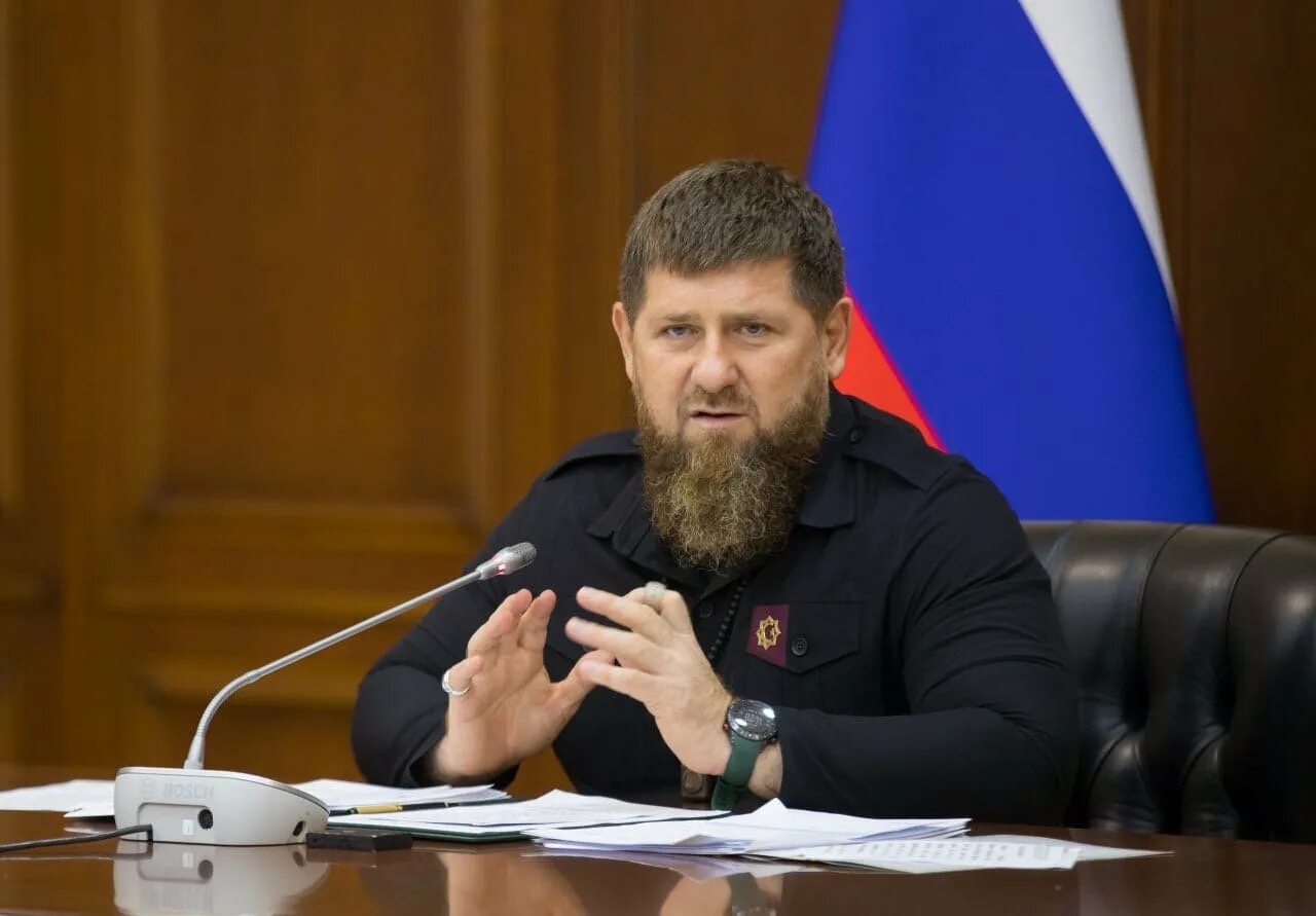 Кадыров заявил о готовности отдать. Кадыров рамзан ахматович. глава чечни рамзан кадыров. чечня рамзан кадыров. ахмат кадыров.