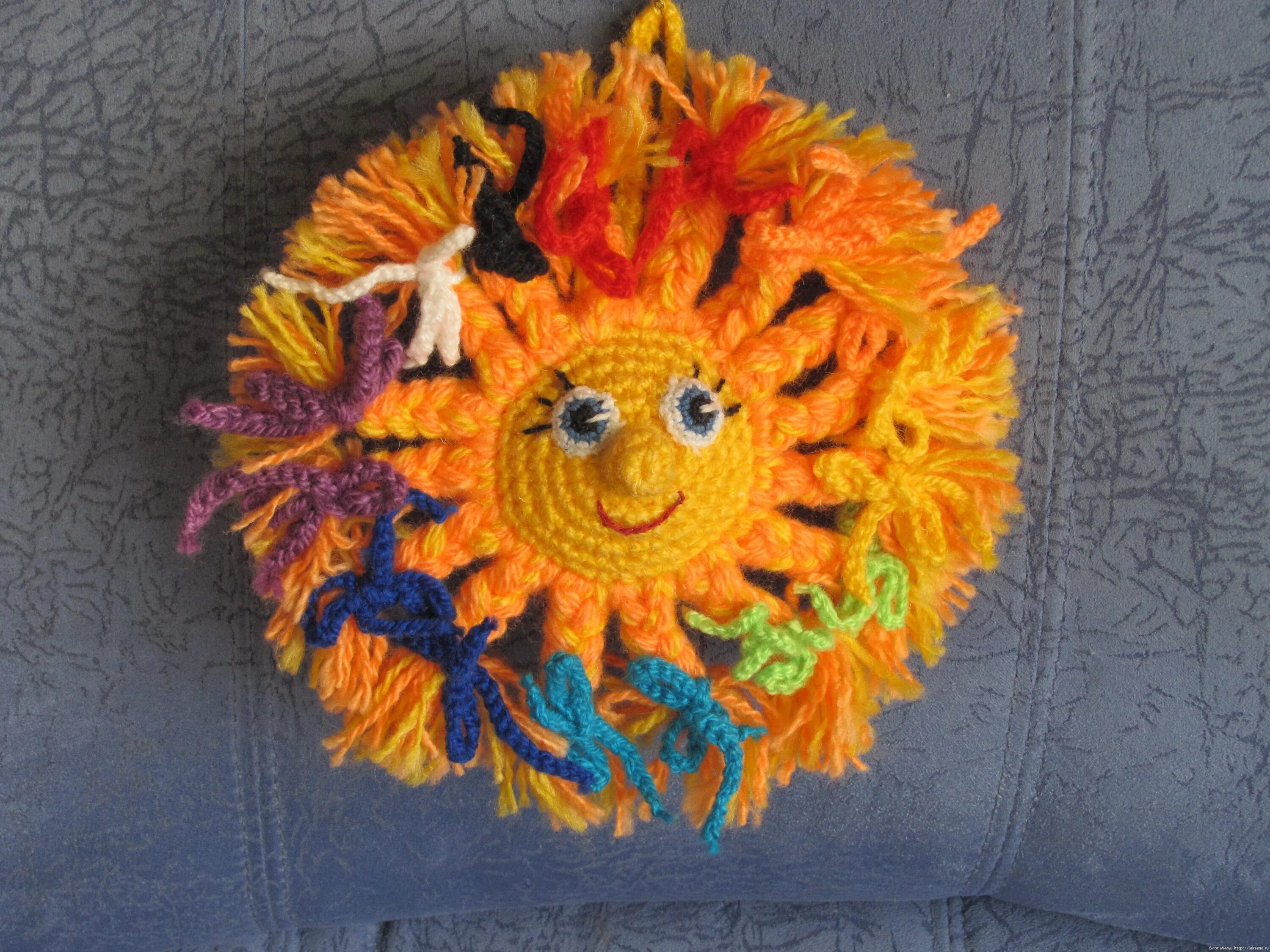 Поделка солнышко из ниток. Поделка солнышко из ниток. Солнышко для масленицы в детском саду. Поделка солнце. Поделки из ниток.