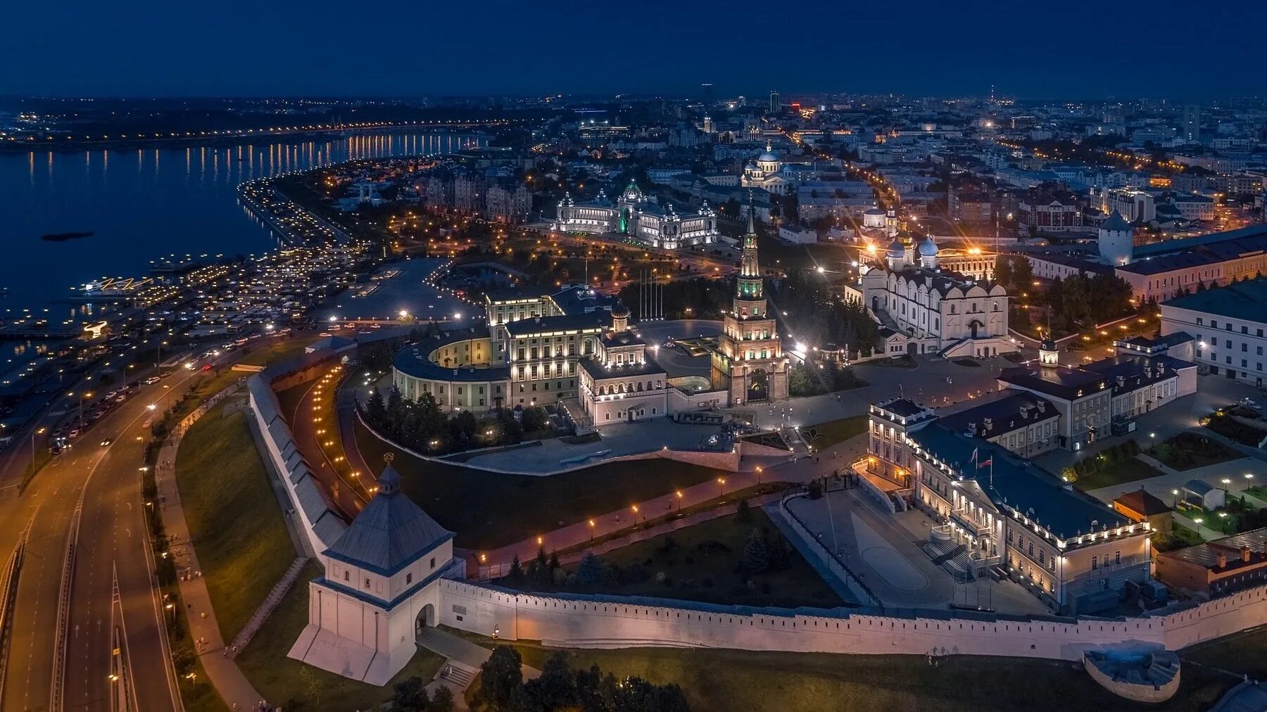 Какие города интересно посетить