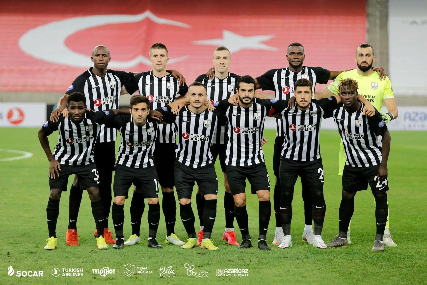 Нефтчи баку. Нефтчи баку. Нефтчи игроки фк «нефтчи» баку. Нефтчи баку футбольный клуб. Фк нефтчи эмблема.