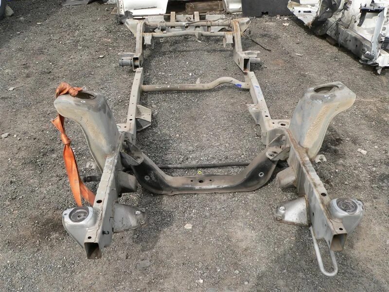 Рама сузуки эскудо tl52w. Рама сузуки эскудо. Рама сузуки эскудо td01w. Рама для сузуки эскудо 1. Рама сузуки гранд витара 1998-2005.