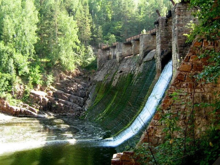 Пороги завод. ГЭС пороги Сатка. Историко природный комплекс пороги Сатка. Порожская ГЭС Сатка. Плотина Сатка.