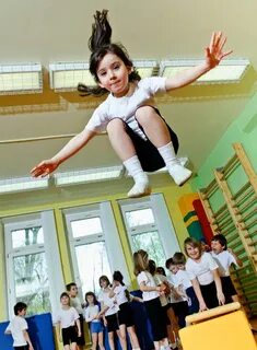 Прыжки физкультура 4 класс