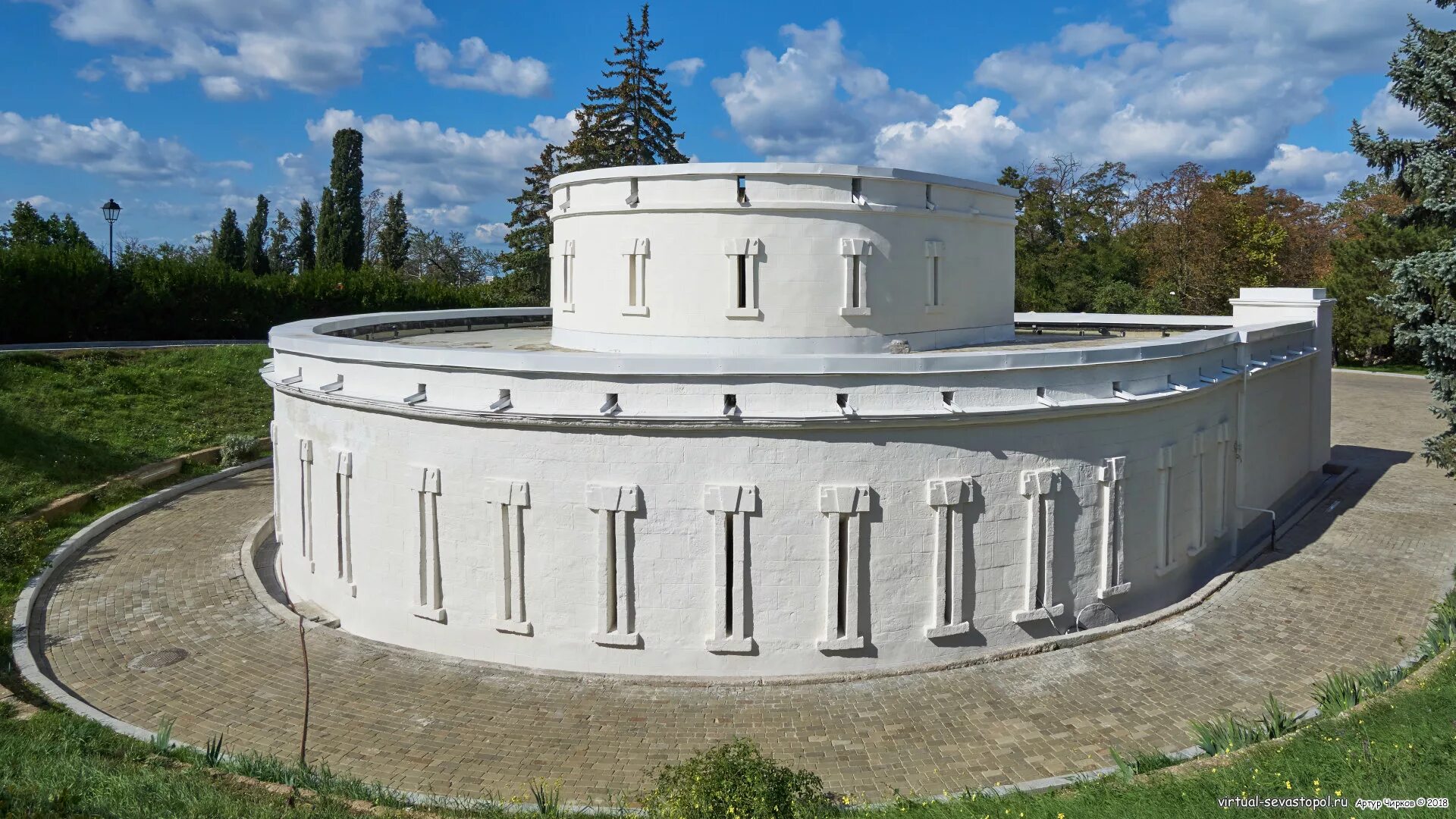 Сторожевая башня государева бастиона петропавловской крепости. Бастионные башни. Оборонительный бастион малахов курган севастополь. Литовский вал калининград. Калининград фортификационный.