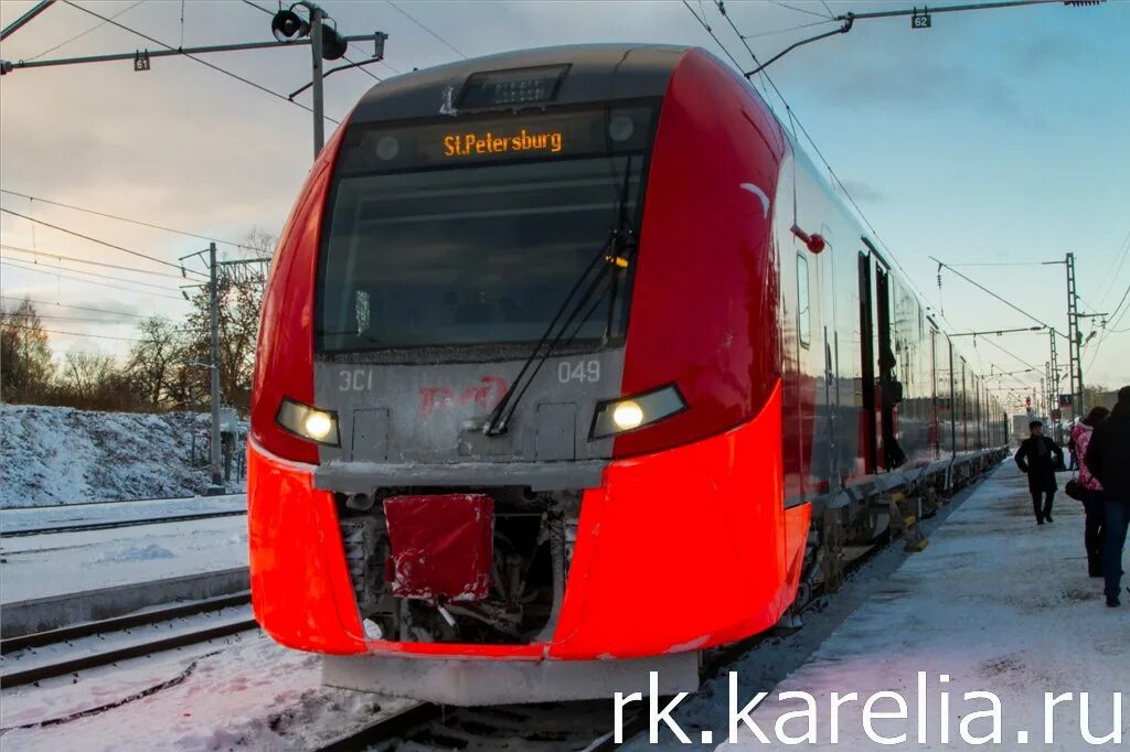 Расписание поезда ласточка петрозаводск петербург. Поезд Ласточка Петрозаводск Санкт-Петербург. Поезд Ласточка Петрозаводск. Поезд Петрозаводск Питер Ласточка. Ласточка СПБ Петрозаводск.