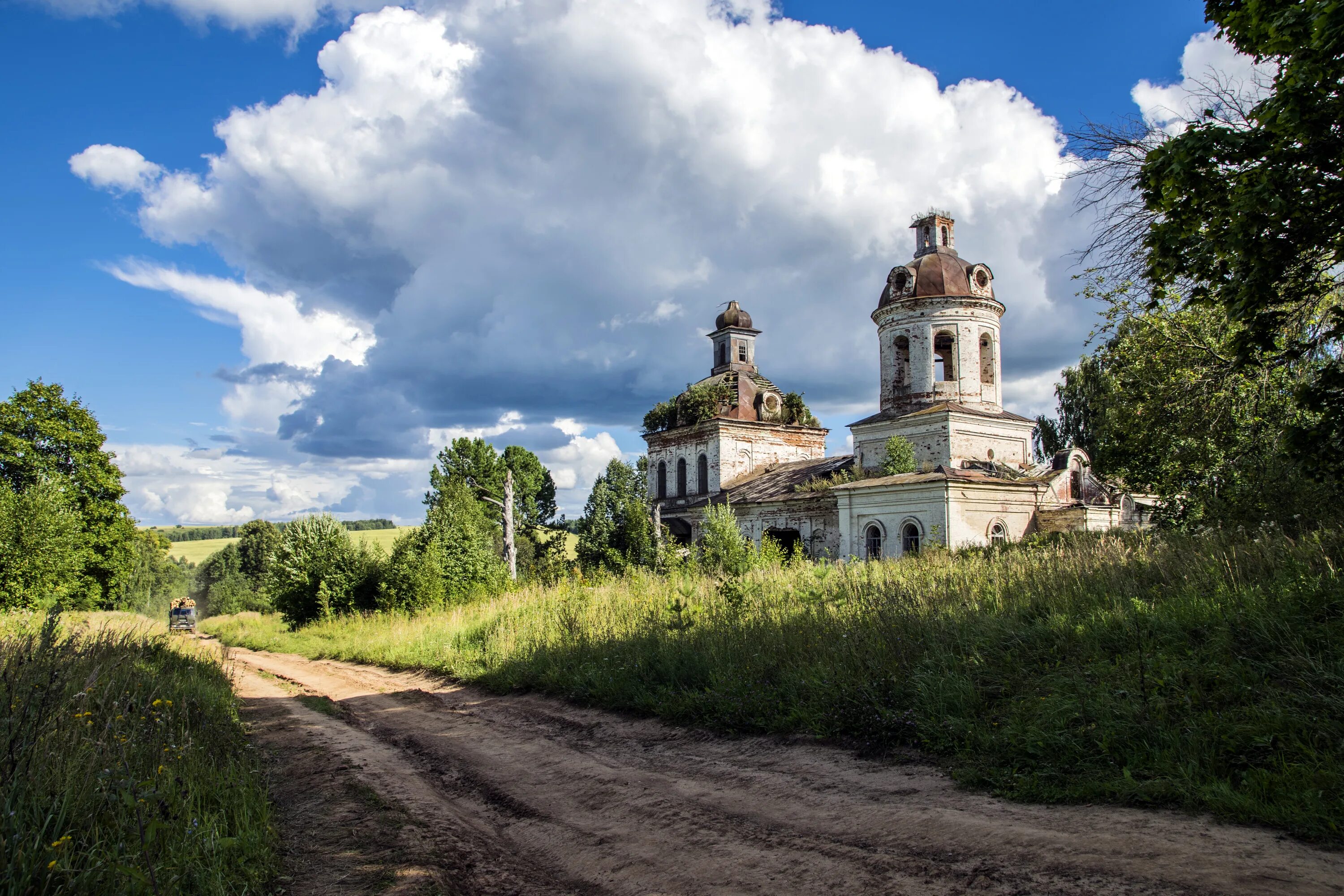 Знаменитые села. Сретенское Нолинский район. Швариха (Кировская область). Нолинский район Кировская область. Церкви Нолинского района.