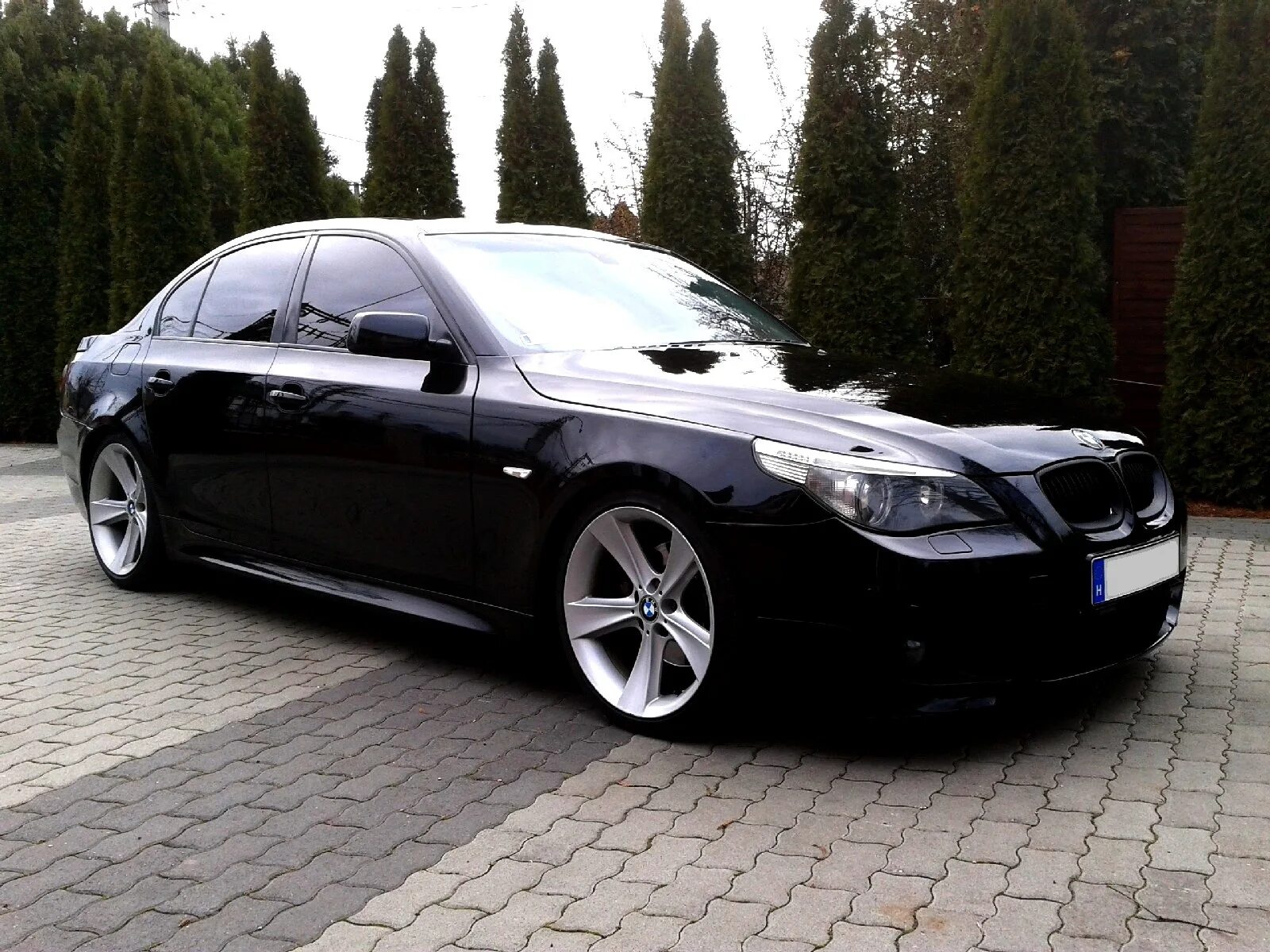 Открыть е60. БМВ 5 е60. BMW e60 2005. BMW e60 5.0. Е 60 БМВ е60.