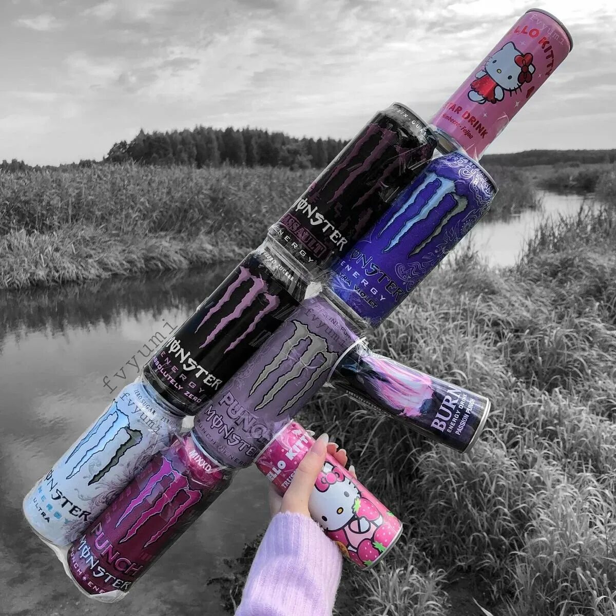 Эстетика энергетиков. Розовые энергетики эстетика. Энергетик monster energy. Эстетичные энергетики. Энергетик в бутылке.