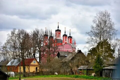 Деревня красное москва