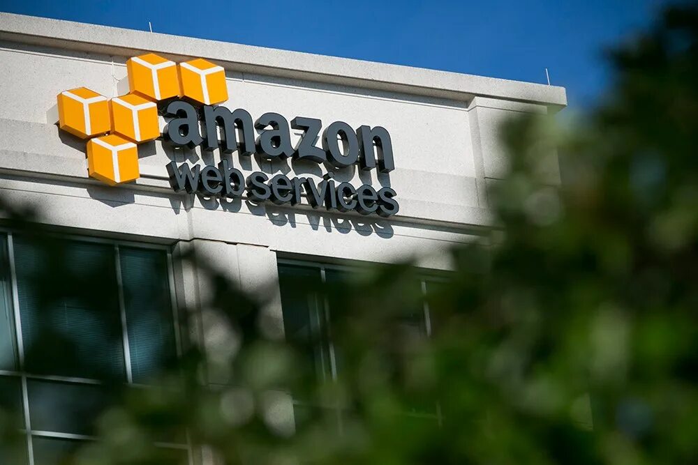Amazon web service. Amazon web services. амазон веб сервис.