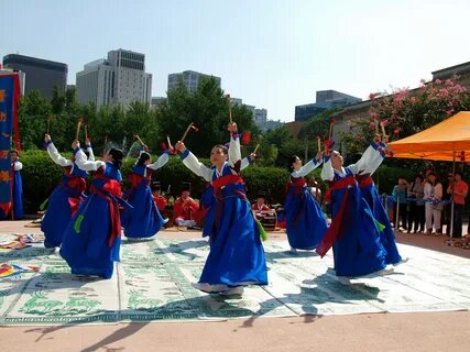 Korean dancing