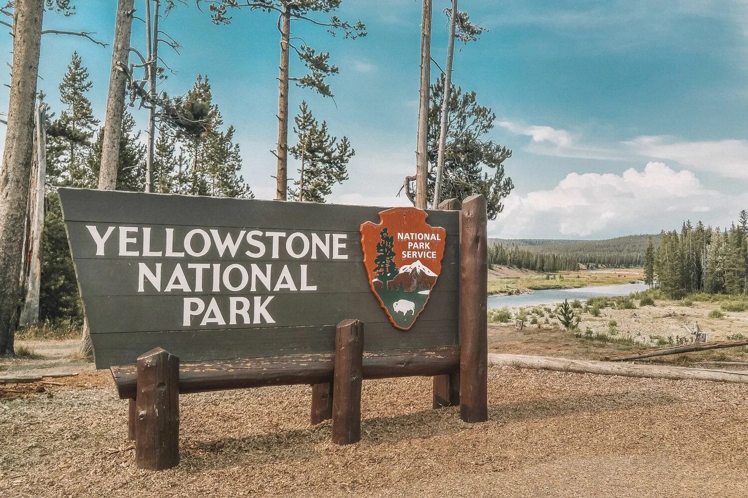 Национальный парк Йеллоустоун США. Национальный парк Йеллоустоун -Yellowstone Park. Штат Монтана Йеллоустоун. Национальный парк Йеллоустоун Монтана. Вакансии национального парка