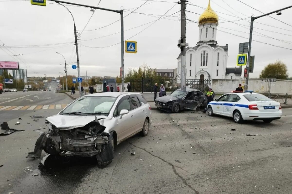 Дтп на ватутина. Происшествия белгород. Машина дпс ночью. 03. Машина.