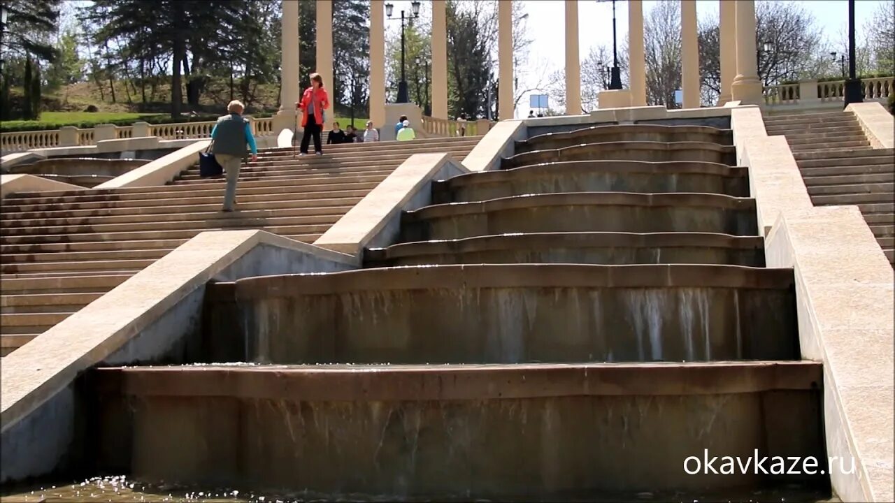 Каскад ступеньки. Каскадная лестница кисловодск. Кисловодский национальный парк каскадная лестница. Новая каскадная лестница в железноводске. Каскадная лестница железноводск.
