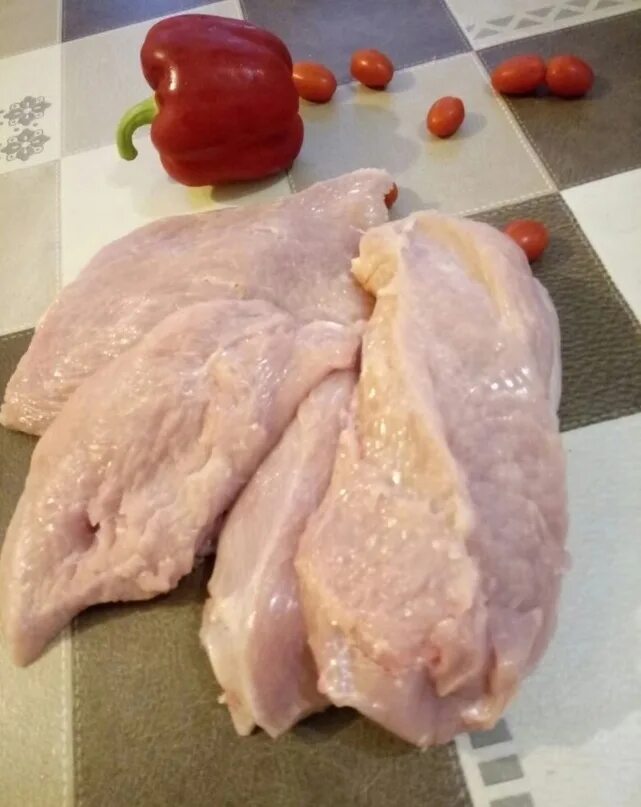 100 грамм куриной грудки. 100г куриной грудки. 100 гр куриной грудки. Грудка 100 гр. 100 грамм курицы.