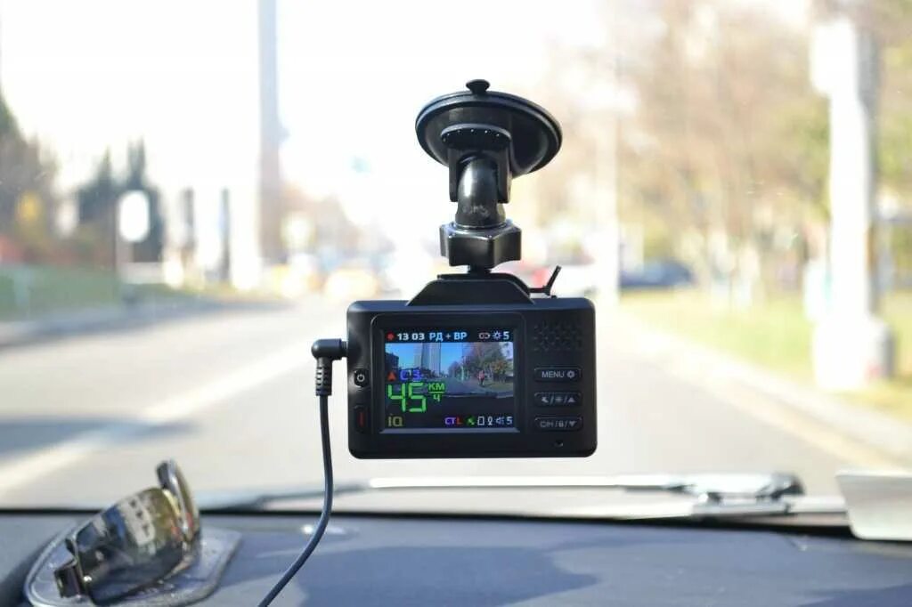 Видеорегистраторы с gps навигатором. Видеорегистратор с радар-детектором inspector piranha. inspector x cop 9000c. лучшие видеорегистраторы с радар детектором 2025. видеорегистратор с антирадаром 2025.