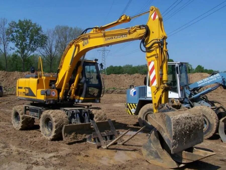 JCB js 130w. Колесный экскаватор JCB js 130w. Экскаватор JCB 130 W колесный. JCB js 130 колёсный экскаватор. Аренда колесного полноповоротного экскаватора