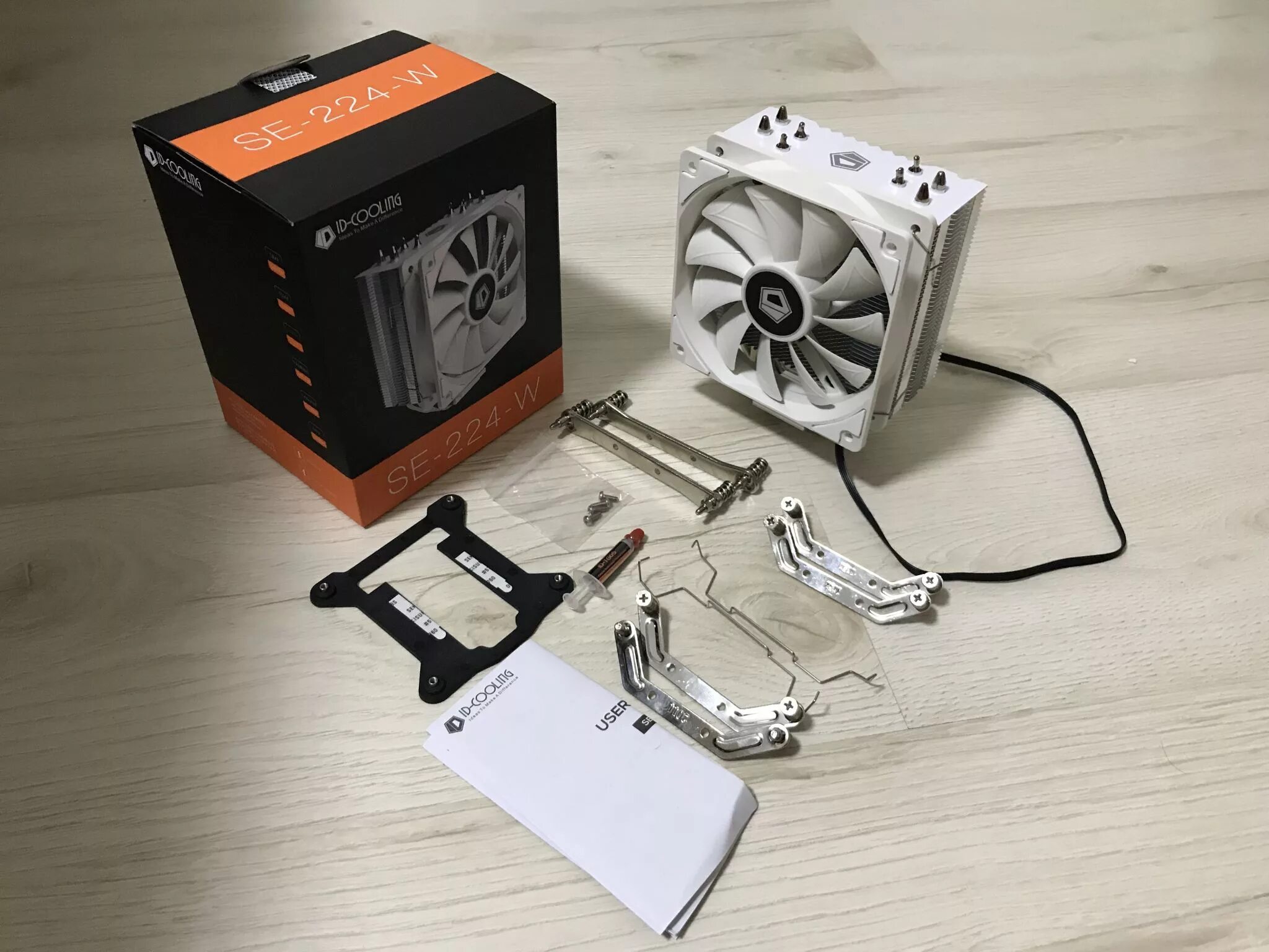 Кулер для процессора se 224 argb. ID-Cooling se-224-XT White. ID-Cooling se-224-XT ARGB. ID Cooling se 224. ID Cooling se 224 XT White ARGB.