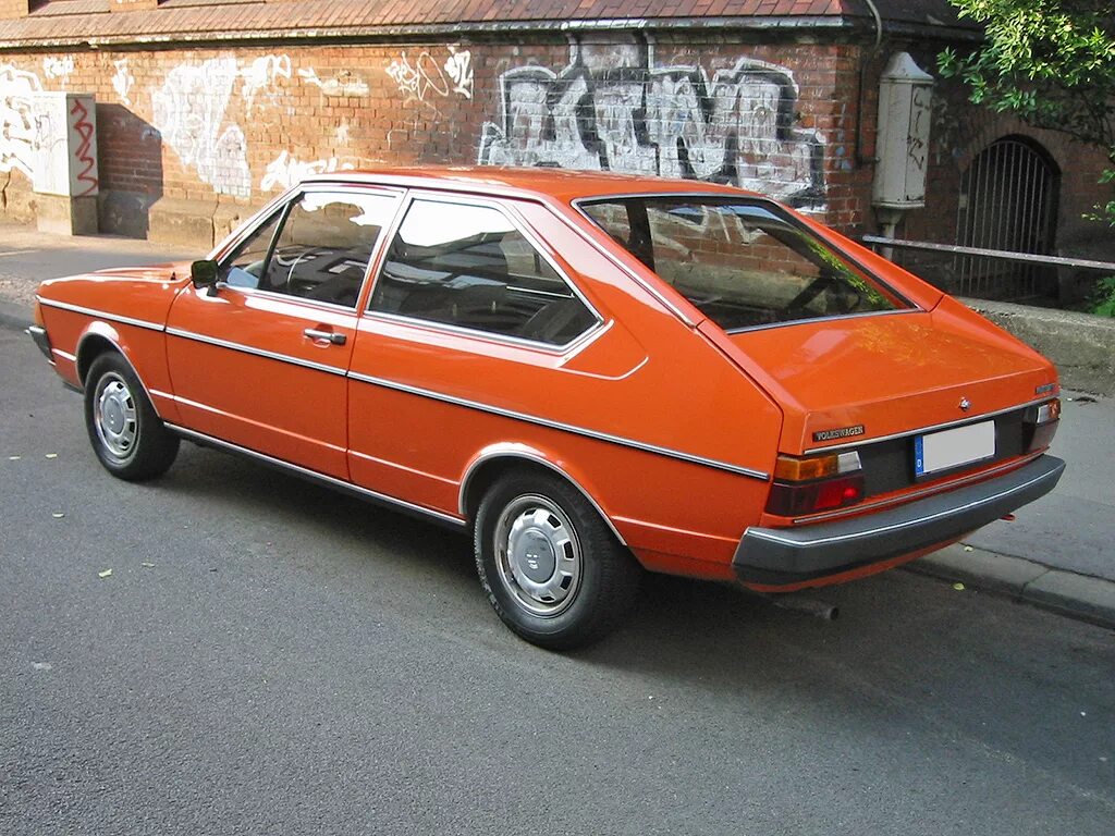 Volkswagen b2. Volkswagen Passat b1 универсал. Volkswagen Passat b1 хэтчбек. Volkswagen Passat b1 купе. Volkswagen Passat b1 седан.